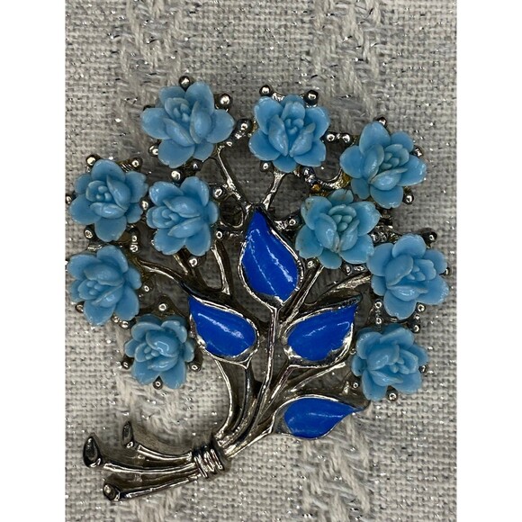 Vintage light blue celluloid enamel flower bunch brooch silver toned - Picture 2 of 7